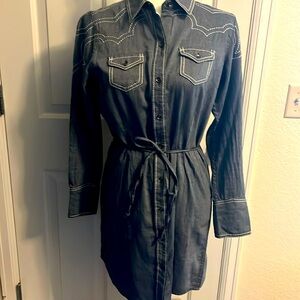 ARIAT Lightweight Bergen Jean Dress